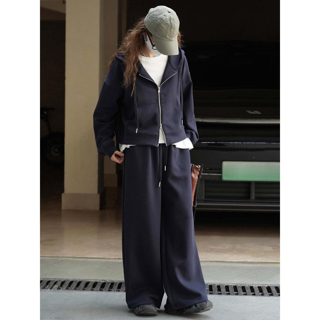 Women's Short Cut Boxy Hooded Sweat Jacket with Two-Way Zip Amarae