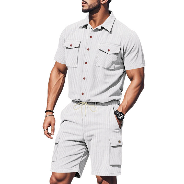 Casual men's short sleeve shirt with chic cargo shorts set