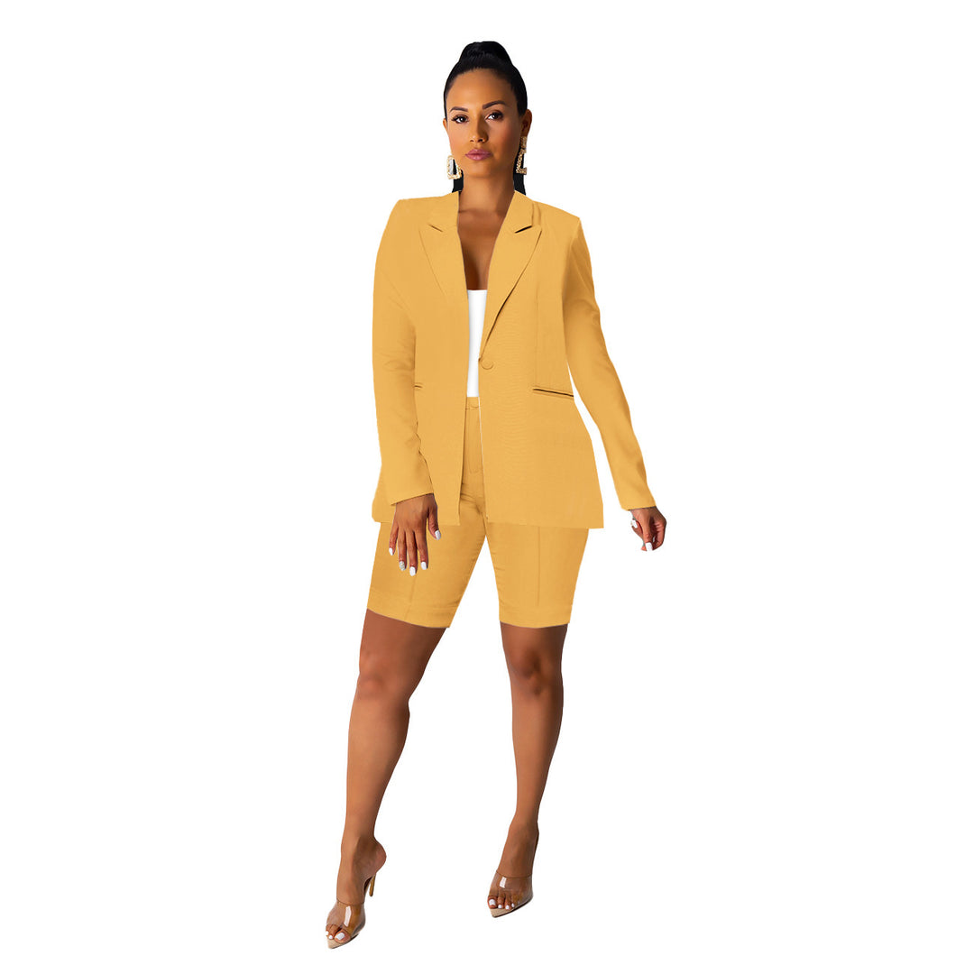Elegant blazer set for women with shorts and refined details Lune London