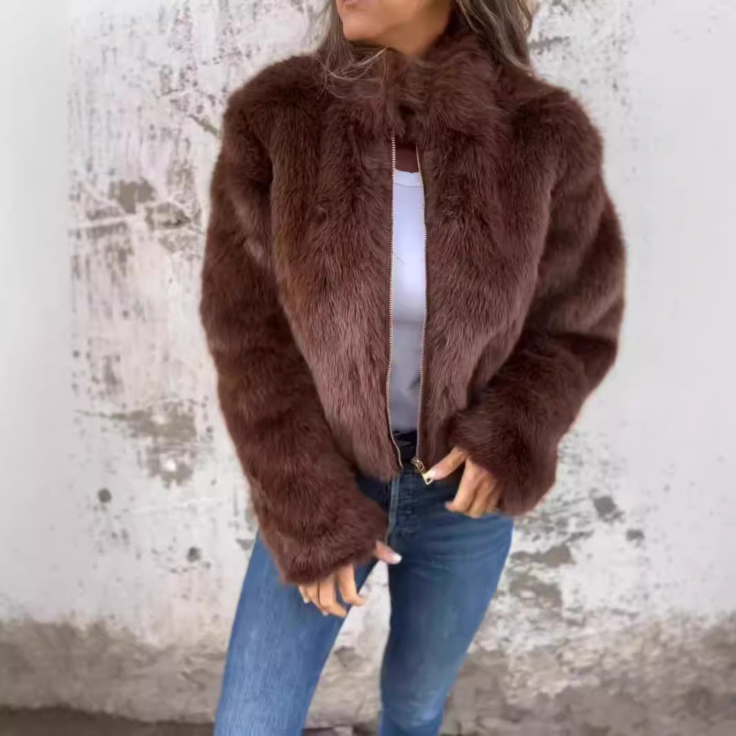 Ladies comfortable fleece jacket with high collar and zipper Lune London