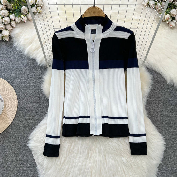 Women sporty cardigan set and flared pants Lune London