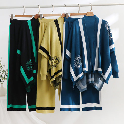 Elegant knit loungewear set for ladies with graphic pattern and wide sleeves Amarae