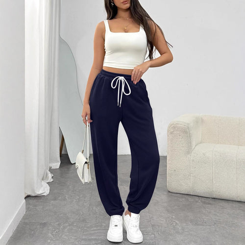 Comfortable sports pants for women with elastic waistband and drawstring Amarae