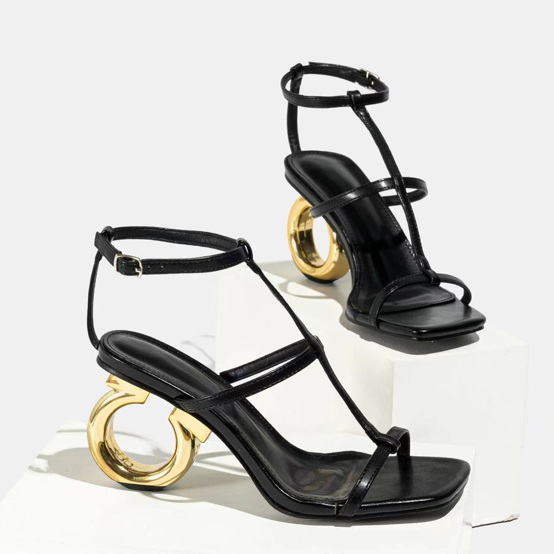 Women's sandals with fashionable ring detail and elegant strap design Lune London