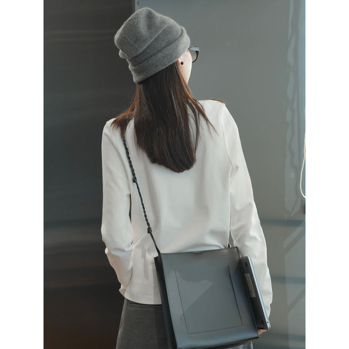 Women Casual Long Sleeve made of heavy cotton jersey with rounded hem Amarae