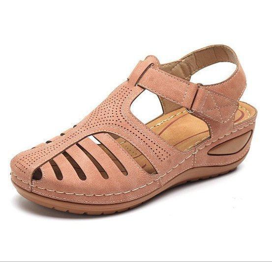 Women's sandals with breathable perforations and ergonomic wedge sole Lune London