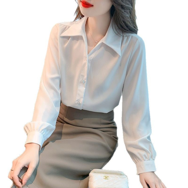Blouse élégante pour femmes avec des détails classiques Chic & Stil