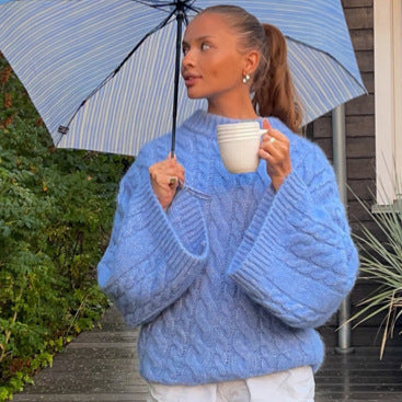 Women's Oversize Cable Knit Sweater with Voluminous Sleeves Amarae