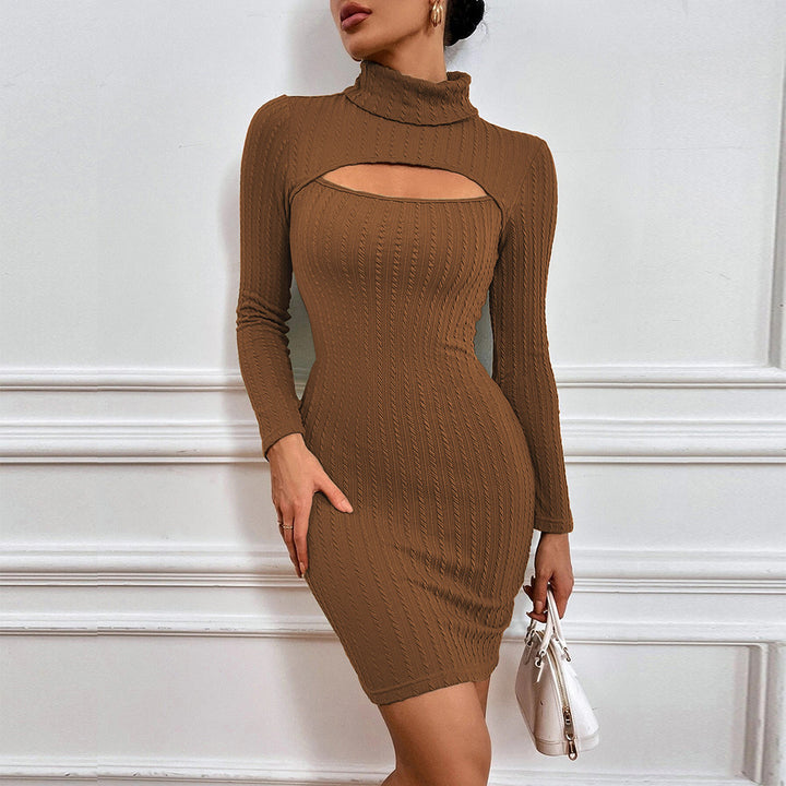 Robe en tricot pour femme avec col roulé élégant et détails décolletés à la mode Chic & Stil