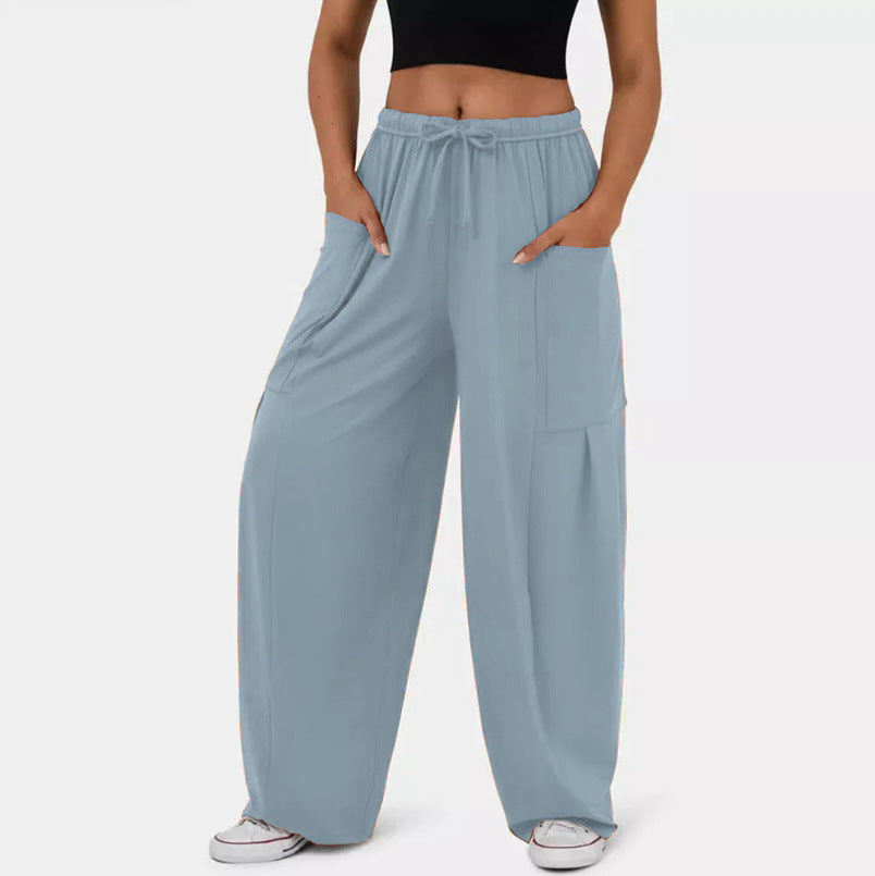 Women elegant casual wide leg pants with practical pockets Lune London
