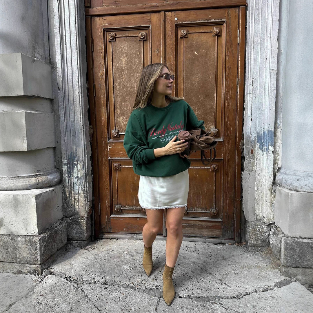 Ladies casual sweatshirt with creative print and pleasant comfort Lune London