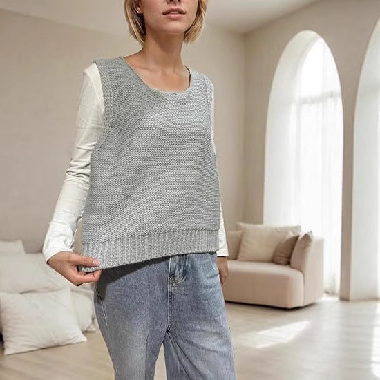 Knit cardigan for women with decorative knots and open cut Lune London