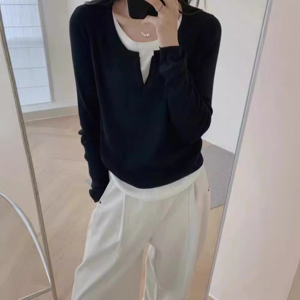 Pull-over fin en tricot pour femmes avec col en V et manches raglan Chic & Stil