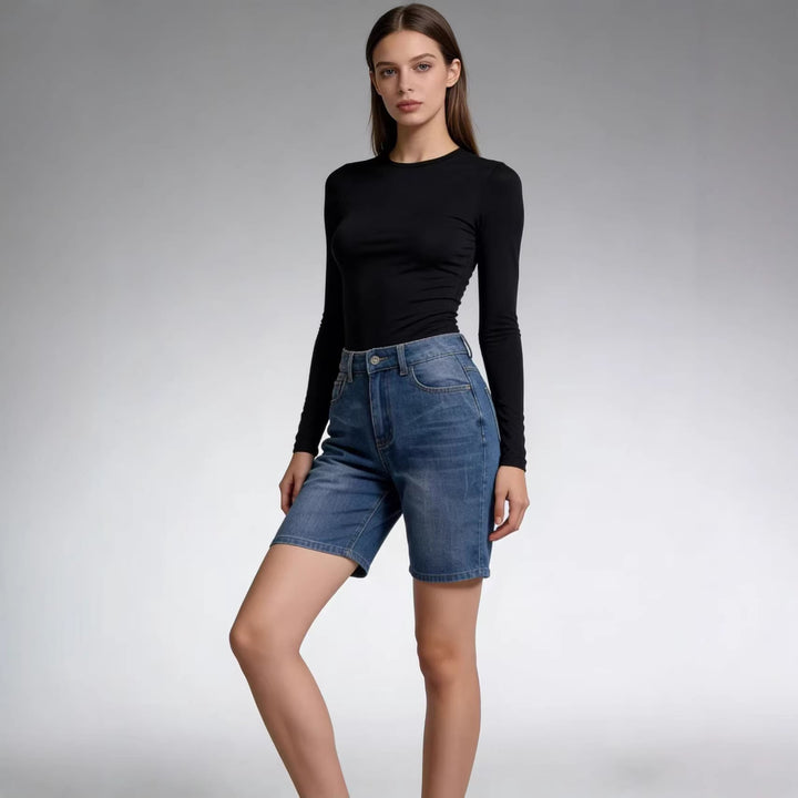 Women's fitted cropped top with stand collar and short sleeves Lune London