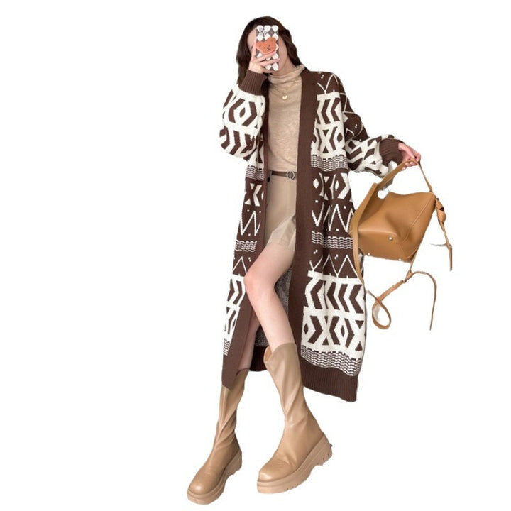 Cardigan pour femmes au style ethnique tendance avec coupe ample Chic & Stil