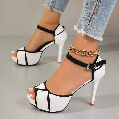Open-toed sandals for women with a glamorous sequin design and an elegant block heel Amarae