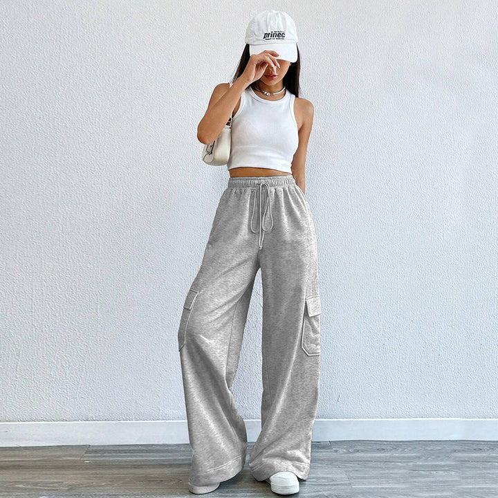 Wide-leg cargo pants for women with elastic waist Chic & Stil