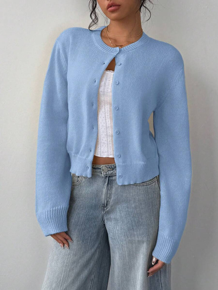 Cardigan pour femmes en coton doux avec détails en boutons Chic & Stil