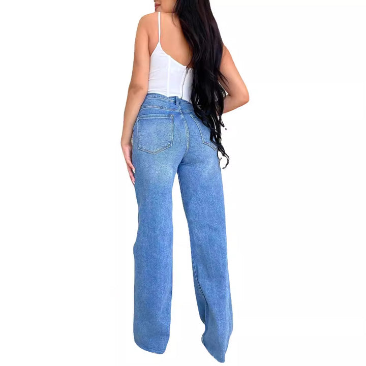 Women Vintage Loose Jeans in Distressed Style with High Waist Chic & Stylish