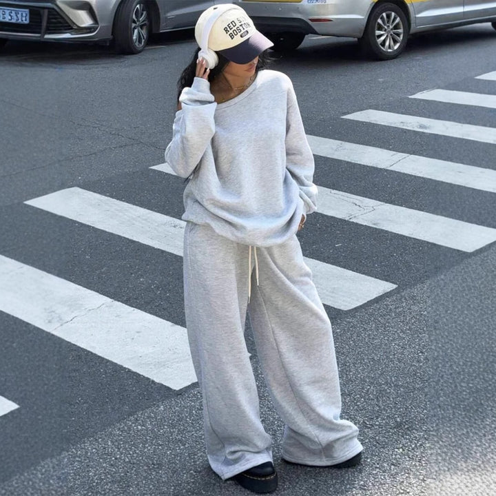 Oversized lounge set for women in cotton with a soft texture Lune London