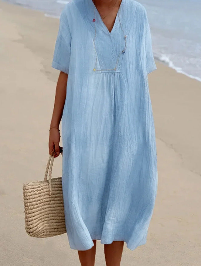 Casual midi dress for women with V-neck and comfortable short sleeves Lune London