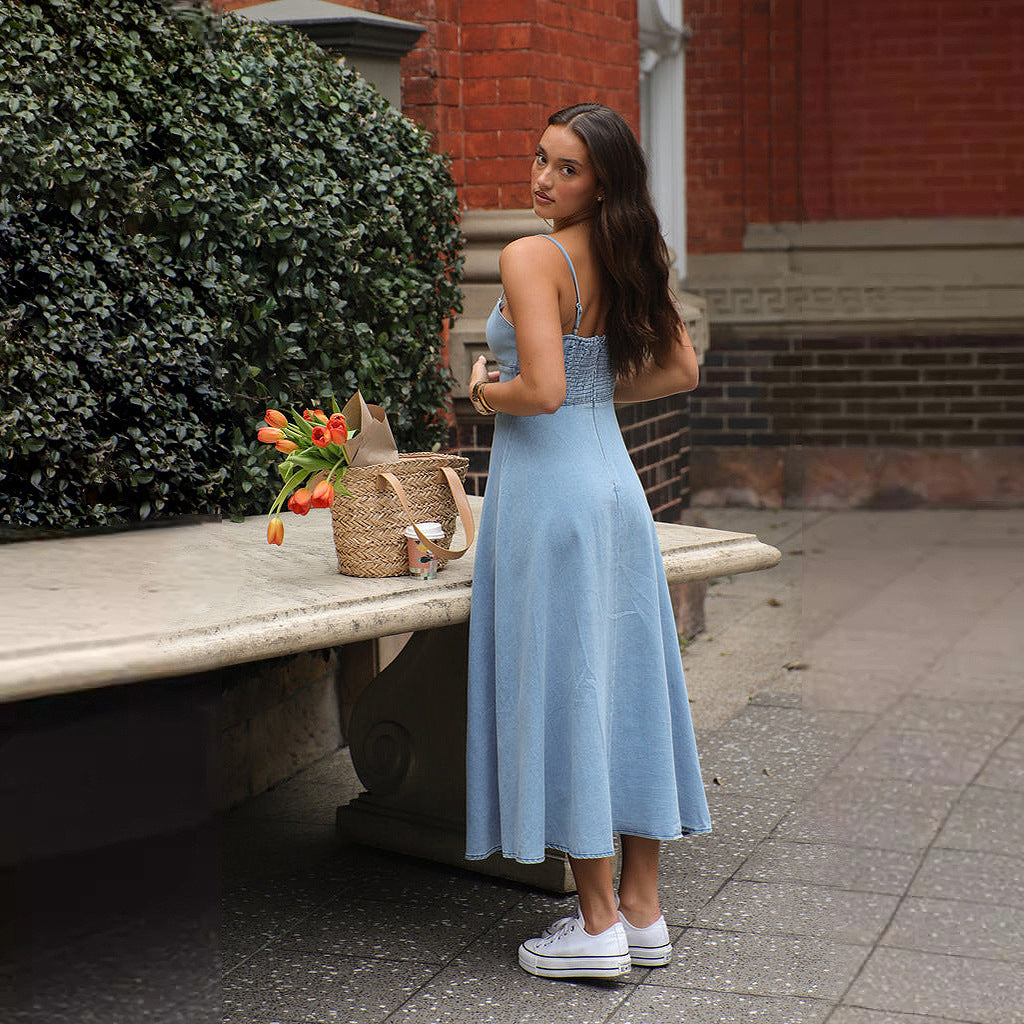Maxi denim dress for women with elegant cut and spaghetti straps Chic & Stil