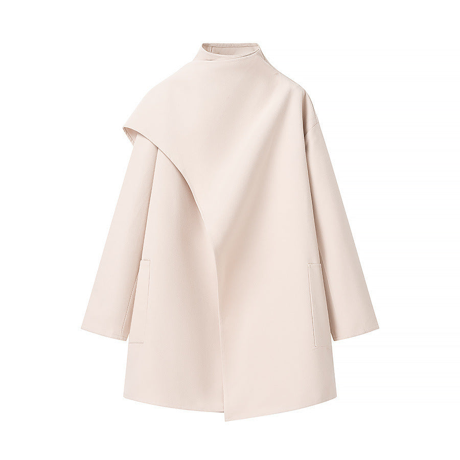 Manteau élégant pour femmes avec coupe asymétrique et poches pratiques Chic & Stil