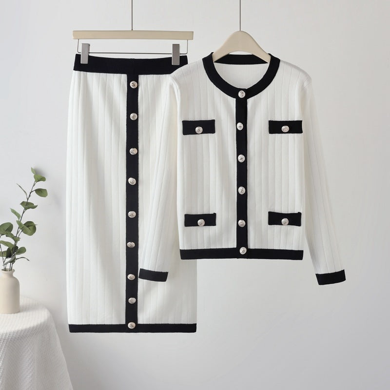 Stylish knitted set for women with decorative buttons and pockets Lune London