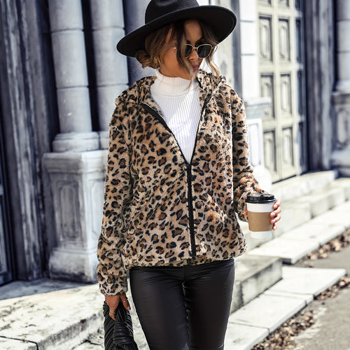 Veste en polaire pour femmes avec motif léopard et fermeture éclair pratique Chic & Stil