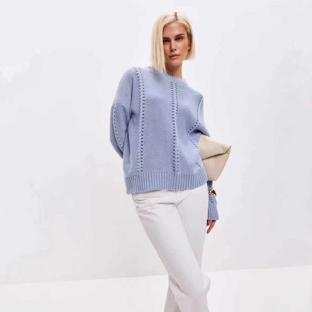 Pull en tricot pour femmes avec un design de trous raffiné et une coupe décontractée Lune London
