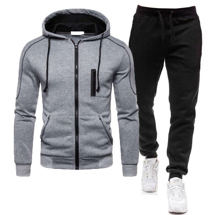 Sport suit for men with functional zip pockets and breathable fabric Lune London