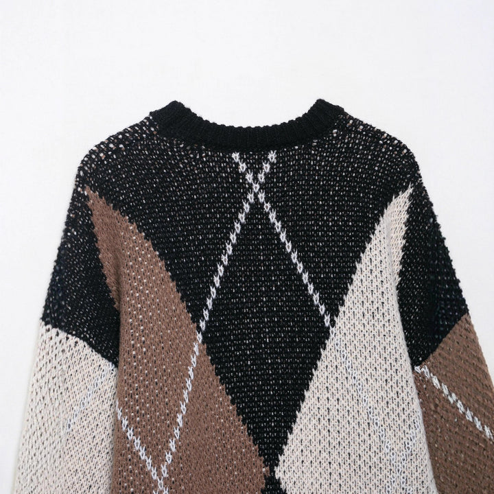 Women Chunky Knit Argyle Sweater with Round Neckline and Oversized Silhouette Amarae