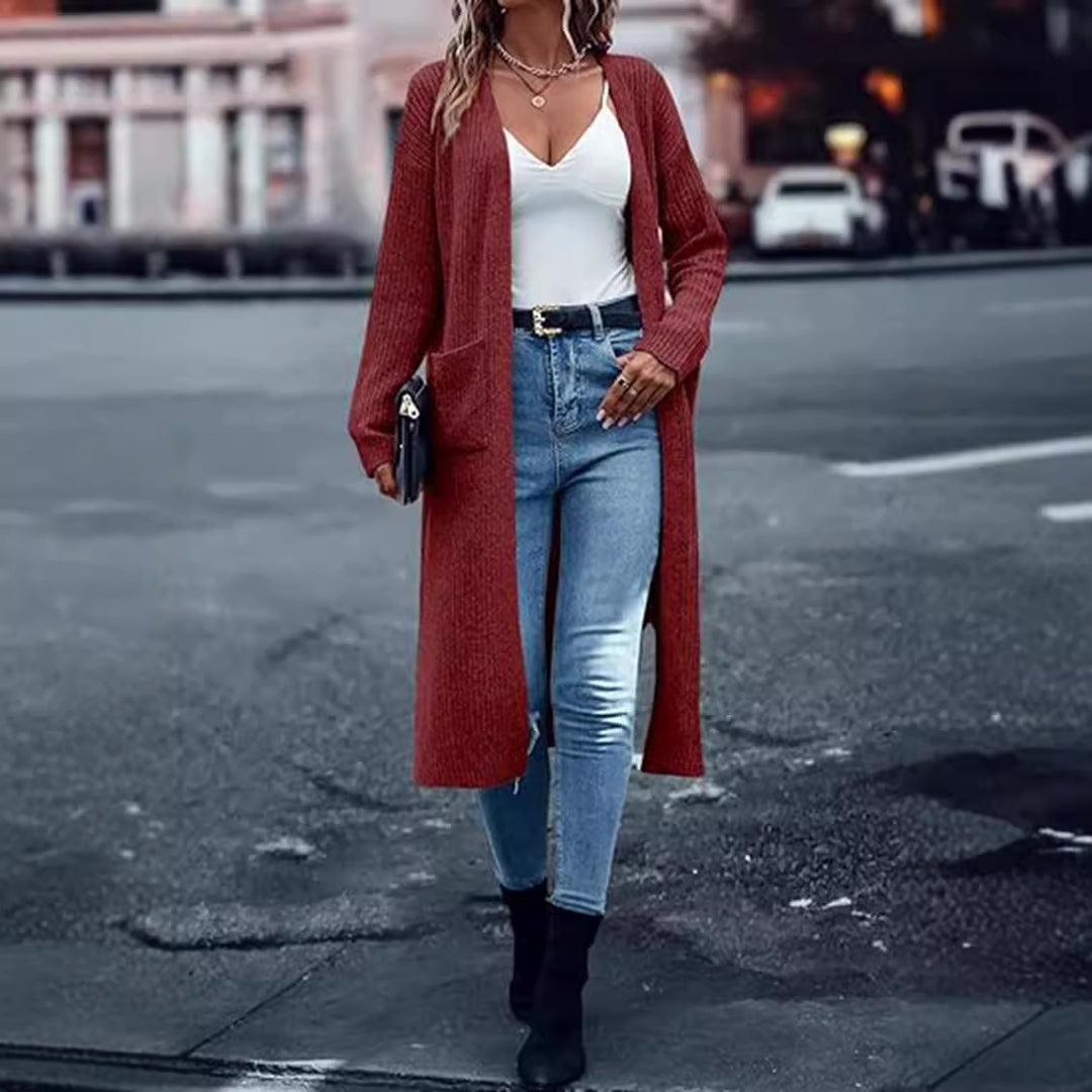 Women's knit coat with long sleeves and practical pockets Lune London