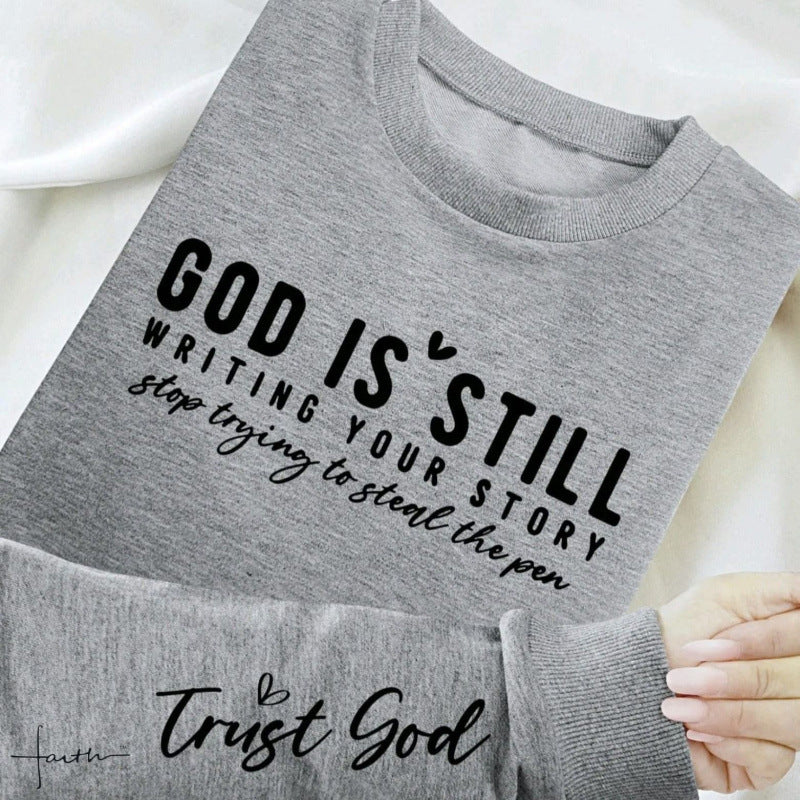 Women’s sweatshirt with inspiring lettering and soft material Lune London
