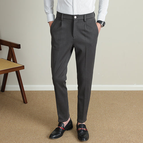 Modern business pants for men with an elegant striped pattern Amarae