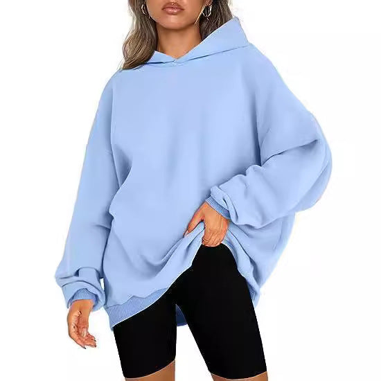 Oversized hoodie for women with a relaxed fit and hood Lune London