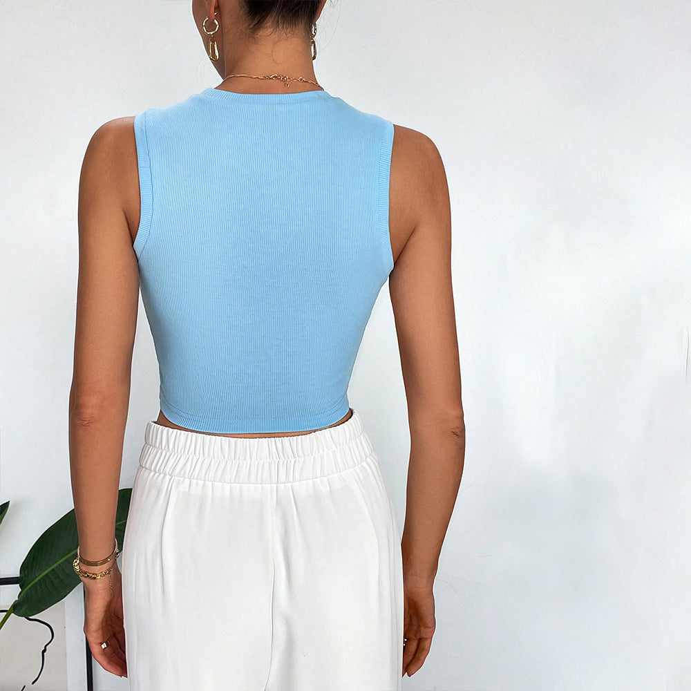Débardeur court pour femmes avec un élégant design de nœud Chic & Stil
