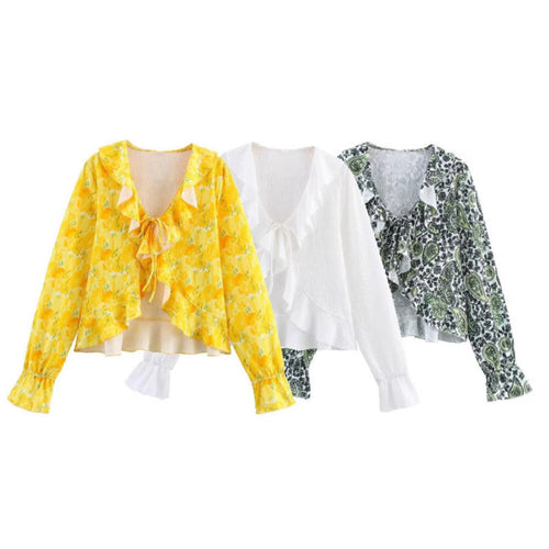 Blouse femme avec des détails romantiques en volants et des motifs floraux Chic & Stil