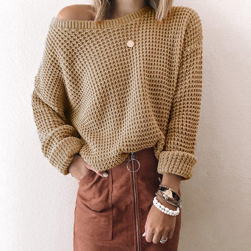 Women loose knit sweater with spiral structure and wide neckline Lune London