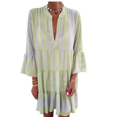 Casual wrap dress for women with voluminous sleeves and a graphic pattern Lune London