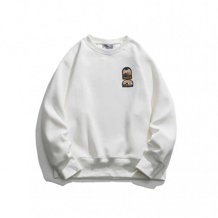 Unisex Oversize Sweatshirt with raglan sleeves and mountain patch Amarae
