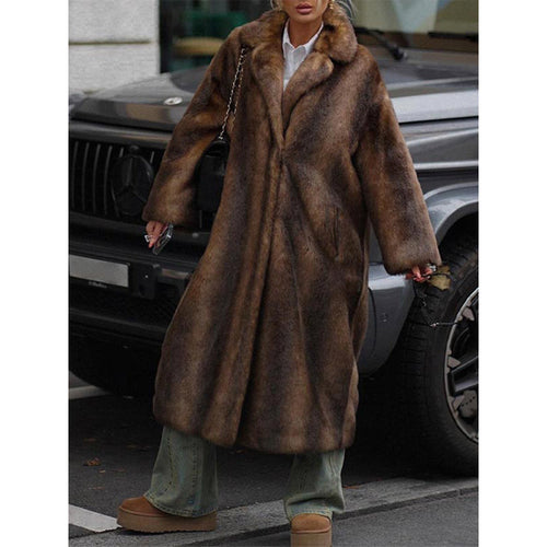 Women Luxurious Faux Fur Coat with Large Lapels and Soft Lining Amarae