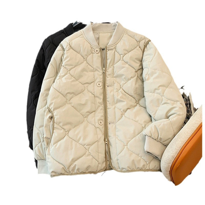 Ladies quilted jacket with zip and practical pockets Amarae