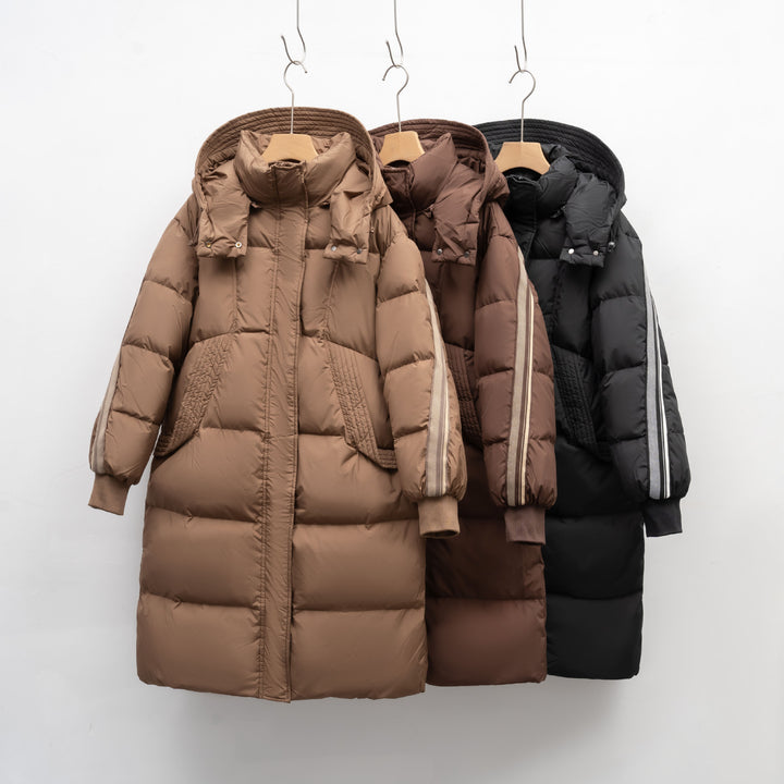 Insulated winter coat for women with functional pockets and adjustable hood Lune London