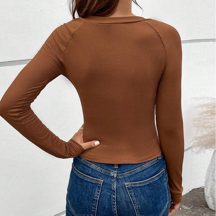 Body élégant pour femmes avec détail de chaîne à la mode Chic & Stil