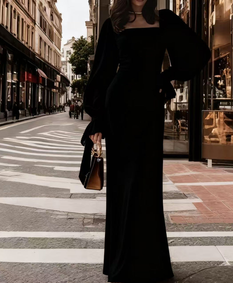 Ladies elegant maxi dress with puff sleeves and square neckline Lune London