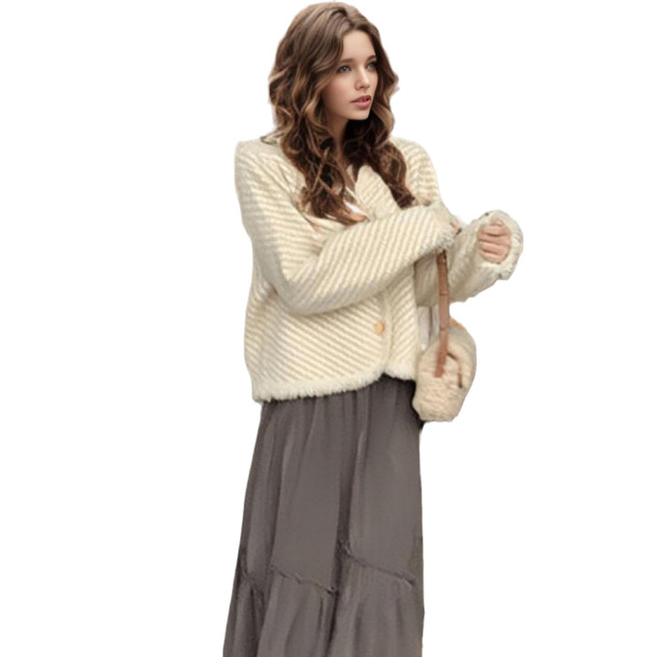 Women’s luxurious cardigan with frayed edges and Moon London button details