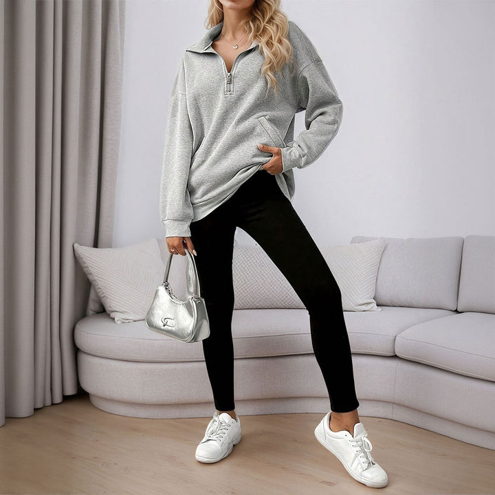 Sweat-shirt décontracté pour femmes avec une demi-fermeture éclair et poches pratiques Chic & Stil