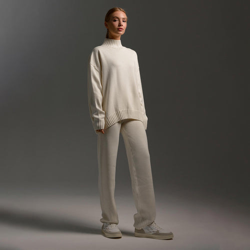 Combinaison tricotée confortable pour femmes avec col haut et coupe ample Chic & Stil
