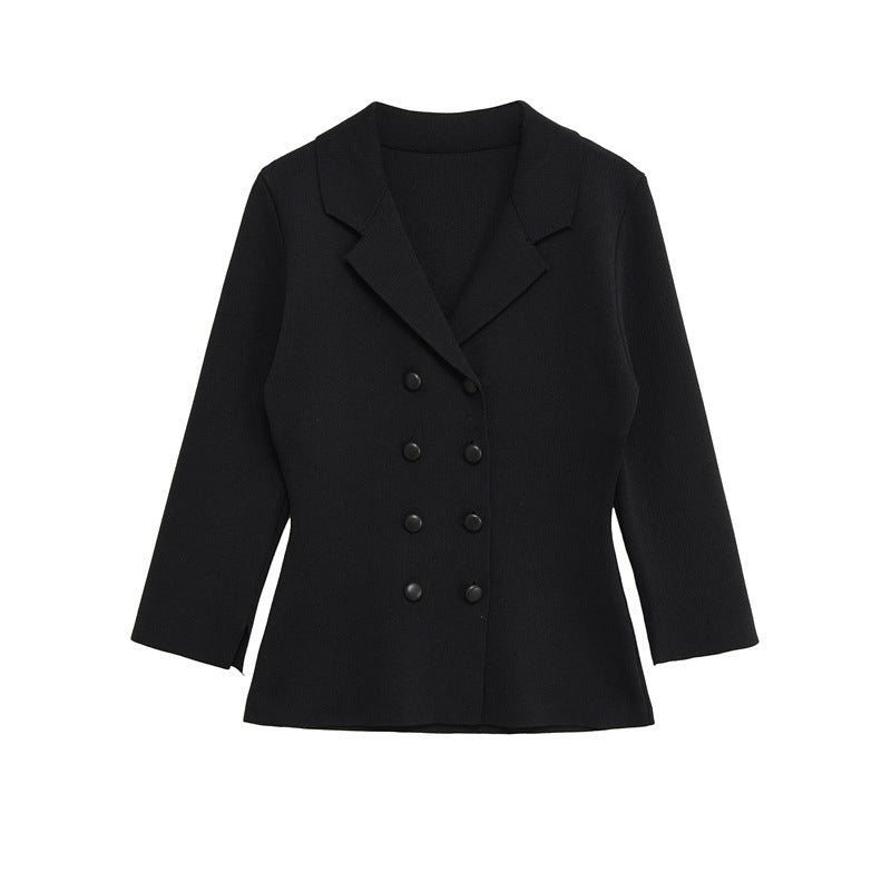 Elegant blazer jacket for women with a modern design featuring a double-breasted button row Lune London